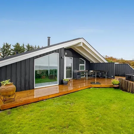 Holmwith - 50m From The Sea By Interhome