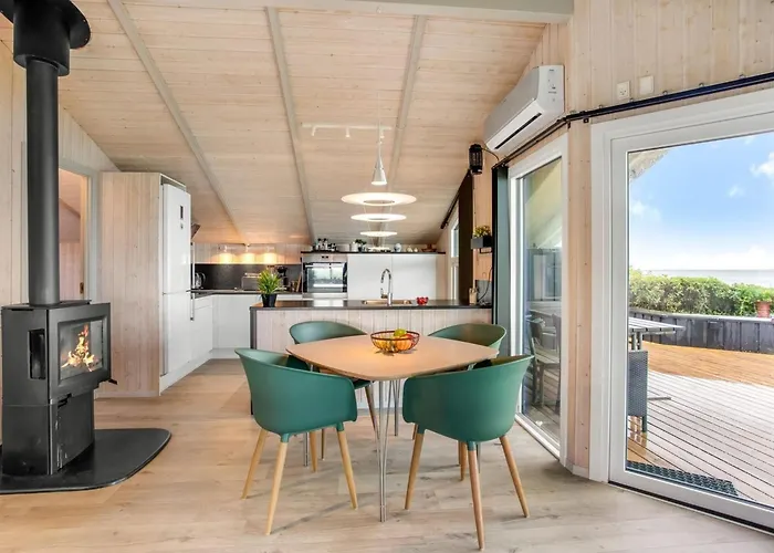 Holiday home Holmwith - 50m From The Sea By Interhome